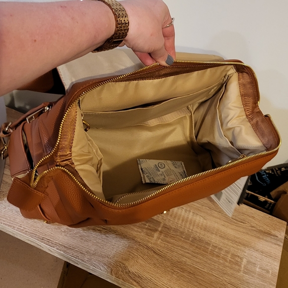 CleverMade Lily Diaper Bag Backpack - Picture 6 of 7